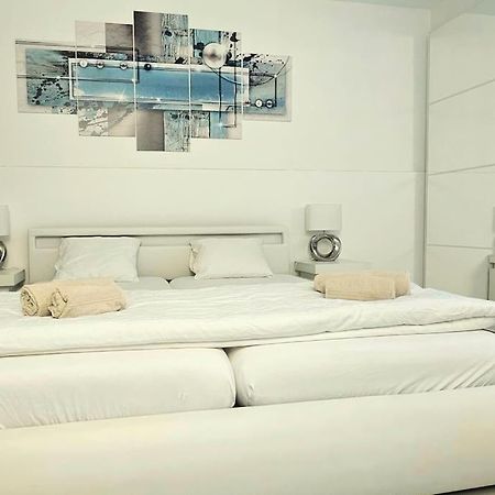 Idyllische Ferienwohnung In Bissone Dış mekan fotoğraf