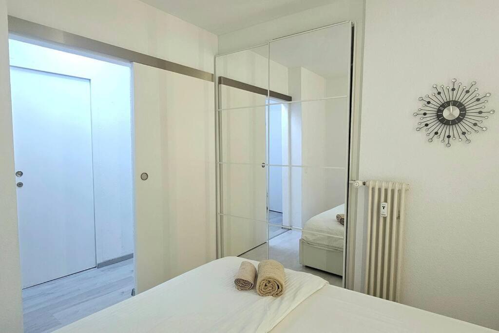 Idyllische Ferienwohnung In Bissone Dış mekan fotoğraf